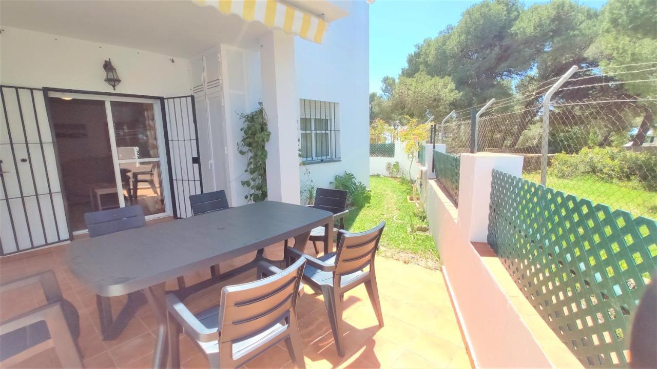 Apartamentos Rotonda Конил-де-ла-Фронтера Екстериор снимка