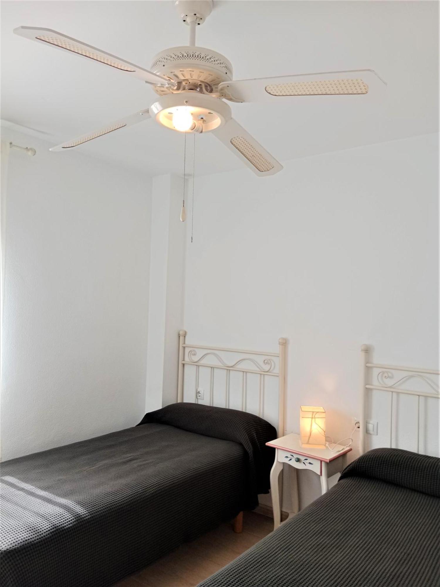 Apartamentos Rotonda Конил-де-ла-Фронтера Екстериор снимка