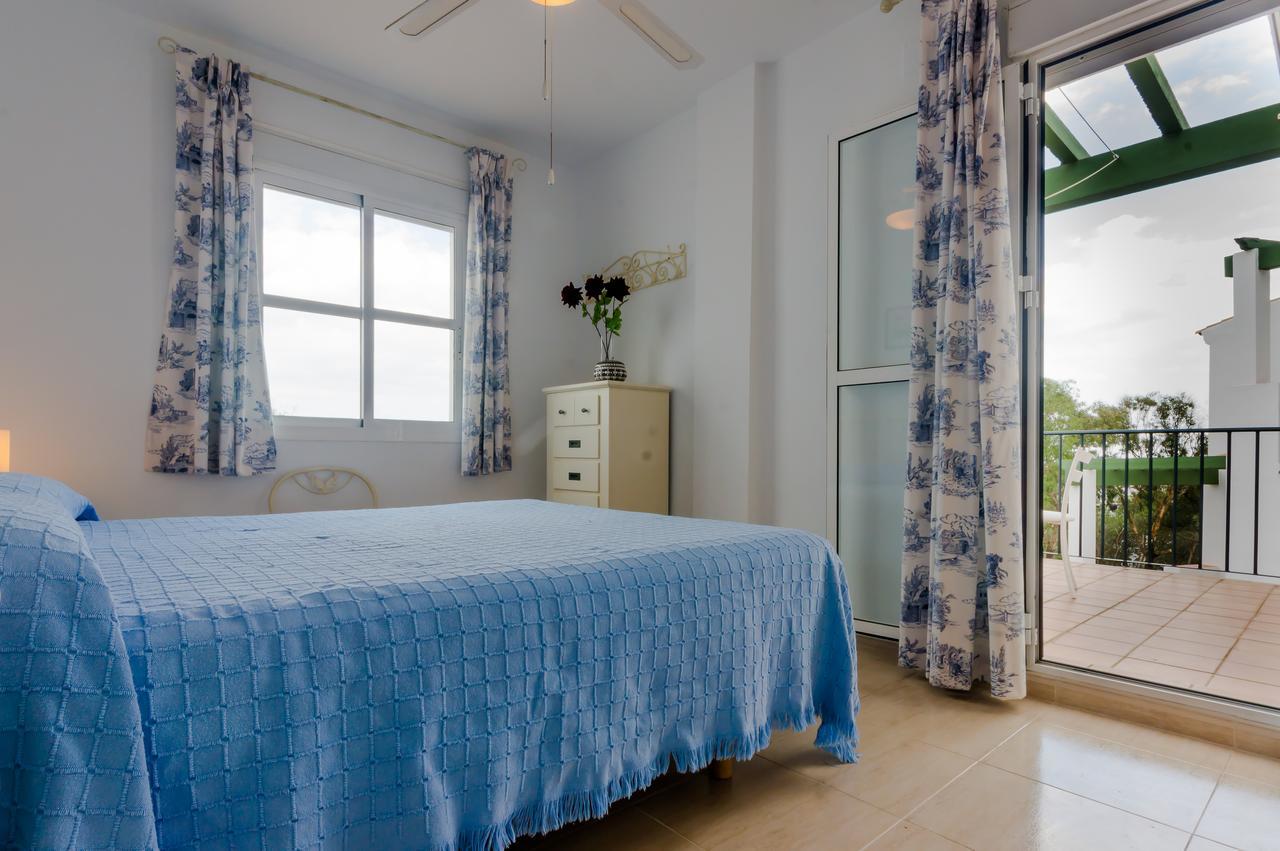 Apartamentos Rotonda Конил-де-ла-Фронтера Екстериор снимка